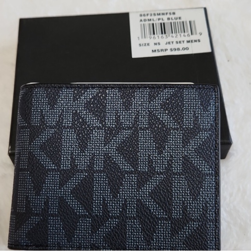 NWT Michael Kors Slim Billfold Admiral Blue, missing box top
